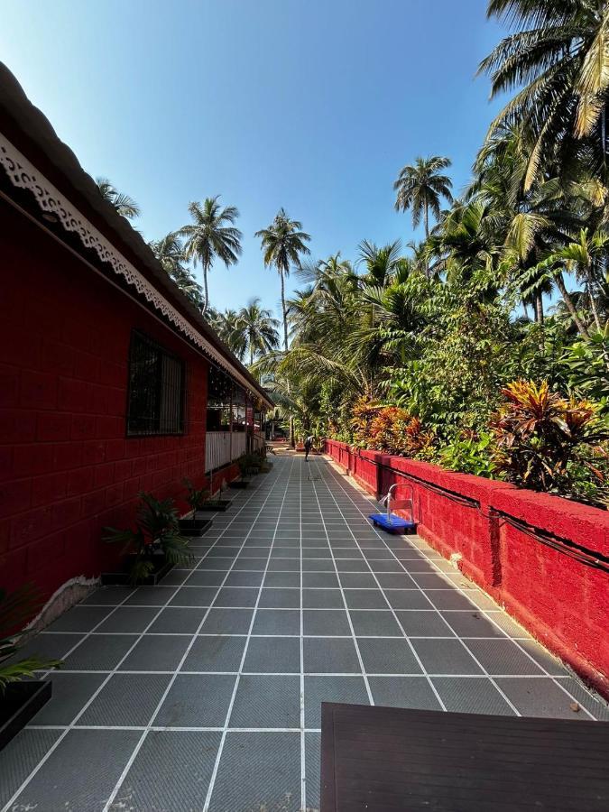 Srushti Sea Villa Resort Diveāgar Exterior foto